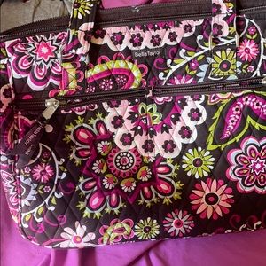 Bella Taylor purse. NWOT